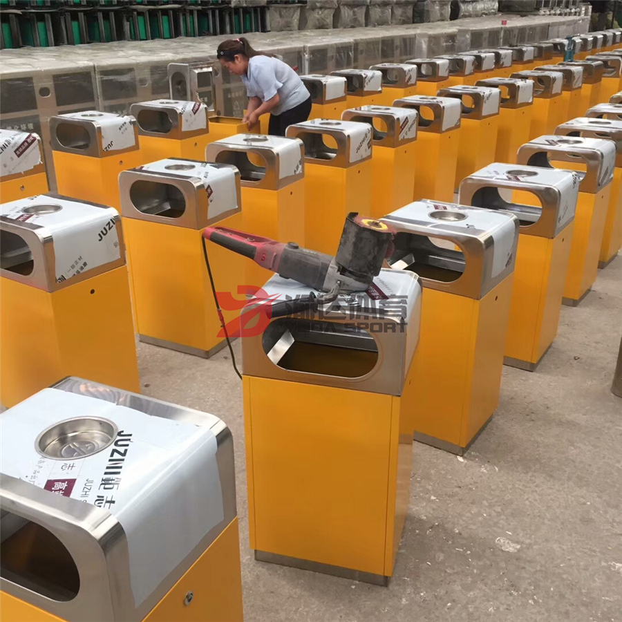 1591601087385263.jpg 不銹鋼單桶生產車間.jpg