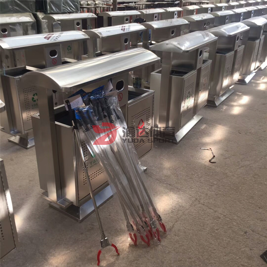 1591601123125386.jpg 不銹鋼垃圾桶生產車間.jpg